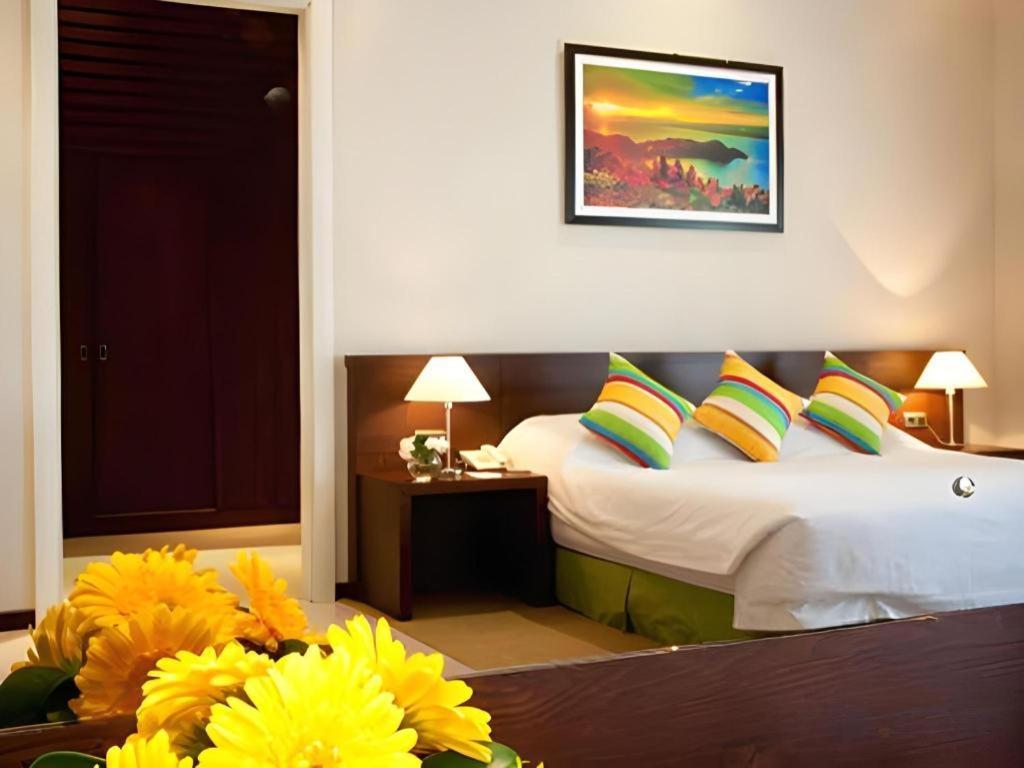 The Hill Hotel & Resort Sibolangit Exterior foto